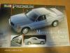 Revell Mercedes Benz 560 SEC 1 24 es makett