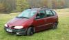 Szerintem a REnault Scenic Megane kivl vlaszts hrom gyerek ls is belefr az ris babakocsi htra teht idelis csaldi aut