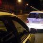 Szeptember 2 n Budapesten a NAKE egyik autvadsza a BRFK jrreknt szolglati feladatait teljestette Egy kzleked nmet rendszm fehr Mercedes rendszmra rpillantva szrevette hogy a kocsi mszaki rvnyest matricja 2011 04 30 n lejrt ezrt a kocsit s annak sofrt ellenrzs al vontk Az aut rendszmait a jrrk a helysznen elvettk