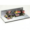 RED BULL RACING RENAULT 2012 MARK WEBBER MODELL AUT 1:43