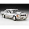 Revell Makett Mercedes Benz 560 SEC 1 24