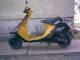 Elad egy Honda robog