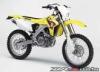 Sziasztok csak annyit szeretnk hozzszlni az egszhez hogy Mark istvn azthiszem 2004 ben drz 400E vel lett enduro magyar bajnok de taln endurocross is gyri telval albert 50 000 os dobbal persze nem a legjobb motor biztosan de ezzel is lehet ha tud valaki ha meg nem akkor tkmindegy minek prblja hzni a szarvt egybknt jvre jn ki a suzuki drz450 ami az rmz450 re pl szerintem kemny lesz mint az j kawa klx450r