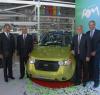 Fennllsnak 12 ve alatt a Reva elektromos aut gyrt mindssze 4000 jrmvet rtkestett ebbl 1000 et hazjban Indiban a tbbit exportlta Nemrg a Mahindra felvsrolta a korbban fggetlen gyrtt s most megindul a letmads
