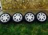 4db 17 Renault Laguna felni Michelin gumival