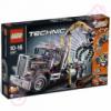 Lego Technic: Farönkszállító Kamion (9397)